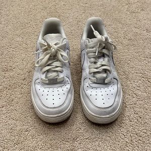 Nike girl Air Force1 size 5